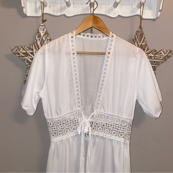 Crochet Trim Swimsuit Cover-Up in White ~ Brand New M - Picture 4 of 9